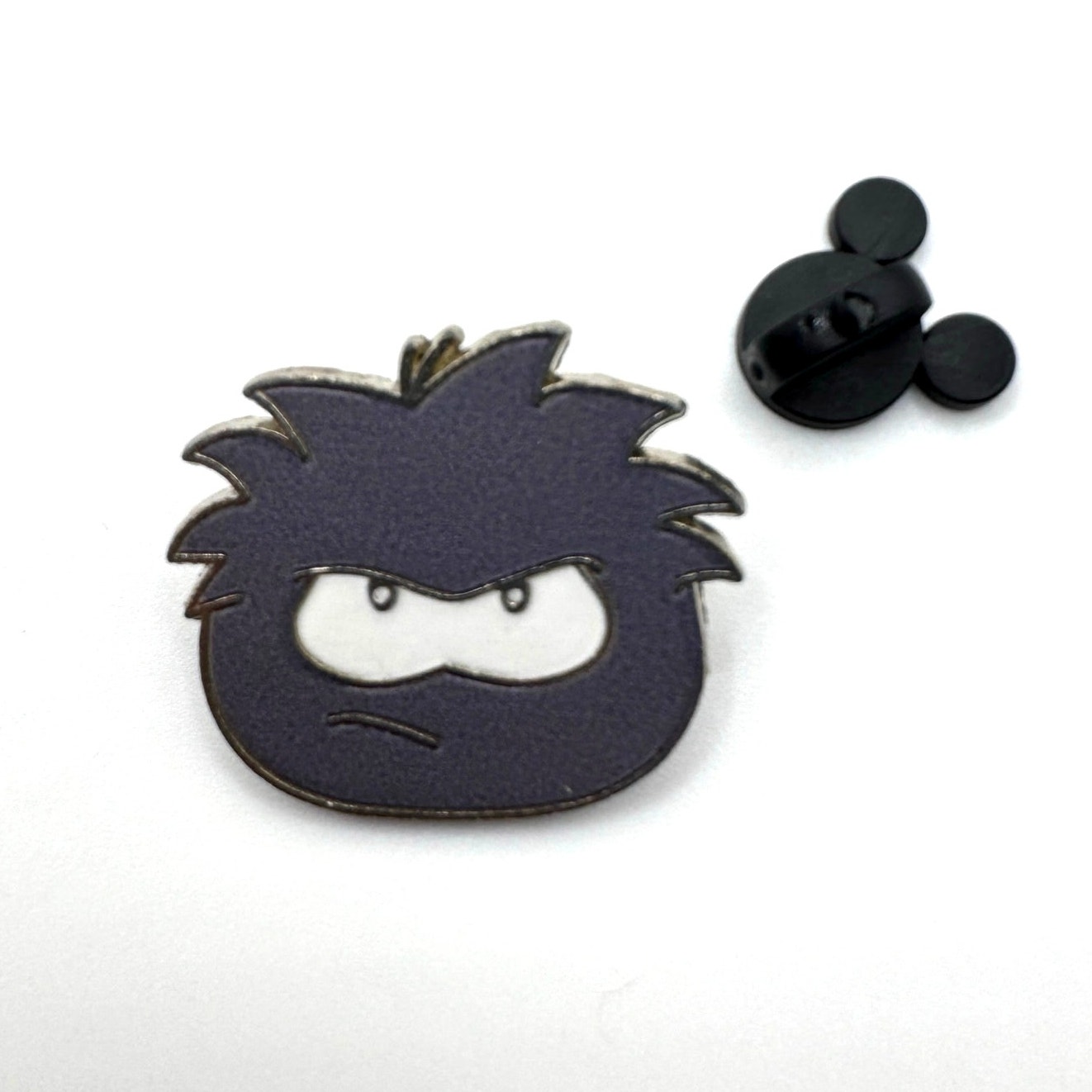 Club Penguin Booster Pack Grey Puffle Disney Trading Pin